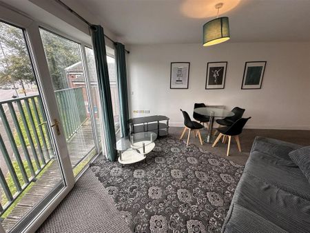 2 bedroom apartment to rent - Photo 3