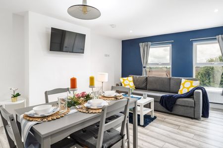 1 Bed Flat, Woodbine Street, L5 - Photo 2