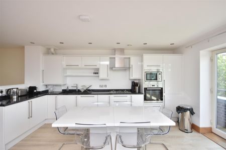 Castle Quarter, Castle Lane, SA1 2AH, Swansea - Photo 5