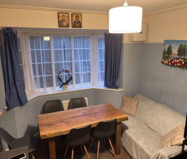 2 Bed Flat, Orford Court, SE27 - Photo 5