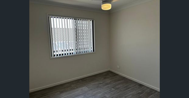 Modern & Low Maintenance Four-Bedroom Duplex - Photo 1