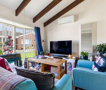 Charming Two-Bedroom Unit in Convenient Hastings Location - Photo 1