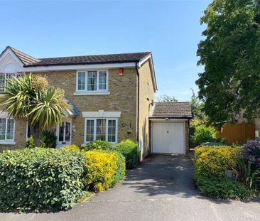 3 Bedroom House - Barons Mead, Southampton - Photo 2