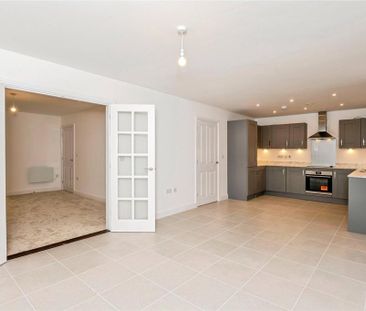 4 bedroom detached house to rent - Photo 6