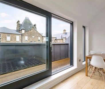 2 bedroom apartment to rent - Photo 3