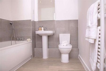 A one bedroom newly built apartment located in the centre of Farnham - Photo 5