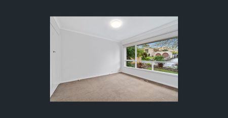 1/11 Grange Park Avenue, Doncaster, Vic 3108 - Photo 4