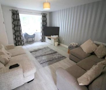 3 bedroom semi-detached house to rent - Photo 4