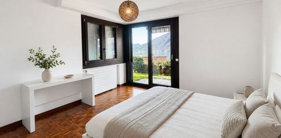 Bissone: 4,5-Zimmer-Wohnung, Garten, Garage, Seeblick - Photo 2