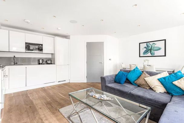 Ealing Green, London, W5 5ED - Photo 1
