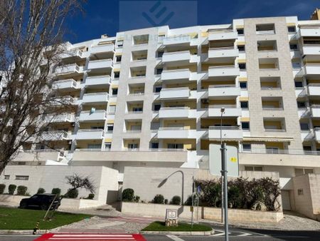 Luxury Apartment for rent in Jardins da Parede (Parede), Cascais e Estoril, Cascais, Lisbon - Photo 3