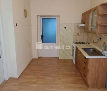 Pronájem bytu 3+1 96 m2 - Photo 1