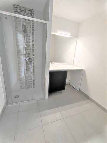 Location Appartement 2 pièces 42m² TOULOUSE 31200 - Photo 3