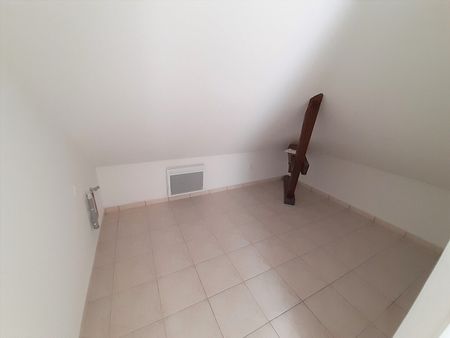 Appartement À Louer 3 Pièces , 43 M² - Photo 3