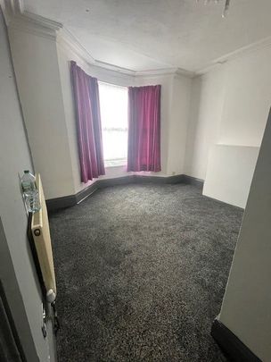 Room in a Shared House, Gillott Road, B16 - Photo 1
