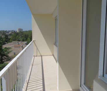 T2, 57m²+Parking Nîmes, Rue des Bananiers, 625€ H.C - Photo 4