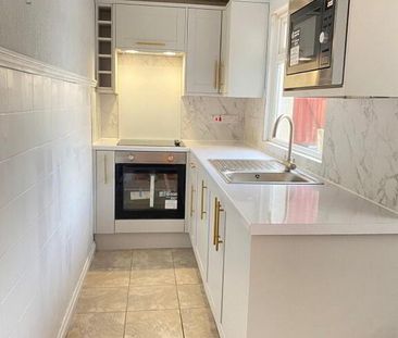 24 York Parade, Belfast, BT15 3QZ - Photo 5