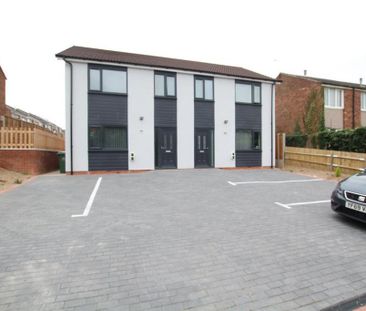 3 bedroom semi-detached house to rent - Photo 6