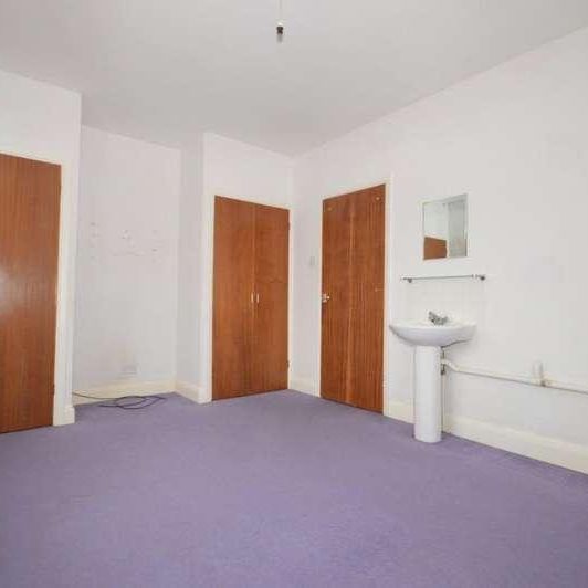 Spring Close, Barnet, EN5 - Photo 1