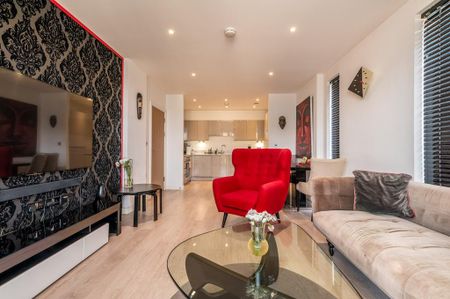 2 bedroom flat to rent - Photo 2