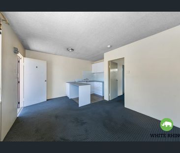 2/110-112 Fergus Road, Queanbeyan, NSW 2620 - Photo 1