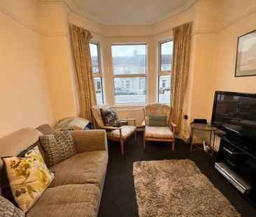 33 Coleraine Road, Portstewart, BT55 7HP - Photo 2