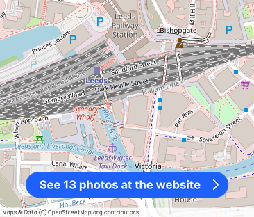 Blue, Little Neville Street - Photo 1