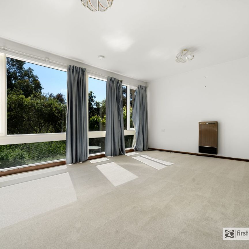 Neat 3 Bedroom Home - Photo 1