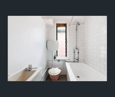 Elevated Apartment with Large Private Sunny Balcony - Photo 3