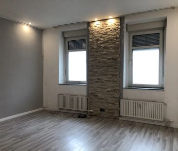 Gut geschnittene Wohnung in zentraler Lage - Foto 1