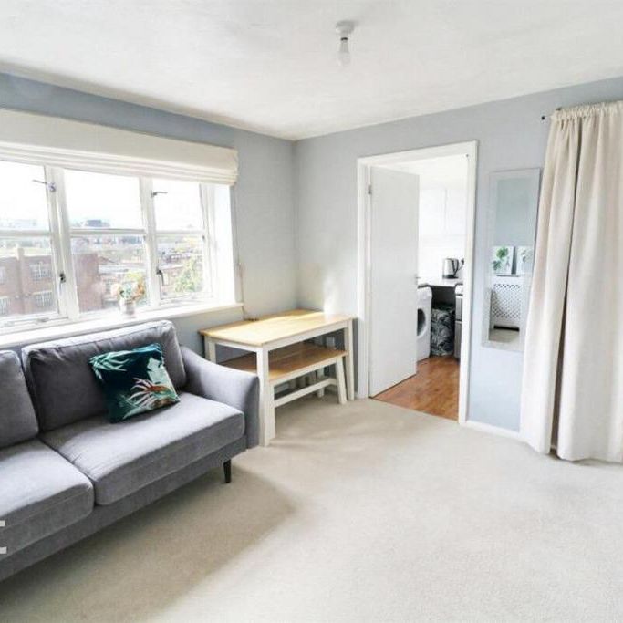 1 bedroom apartment to rent - Photo 1