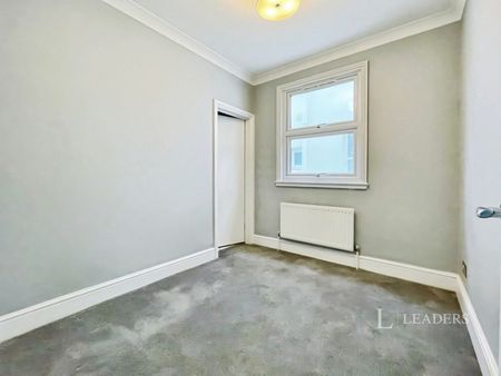 2 bedroom apartment to rent Westbourne Villas, Hove, East Sussex, BN3 - Photo 2