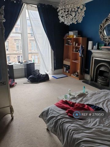 1 bedroom in a flat share to rent - Photo 5