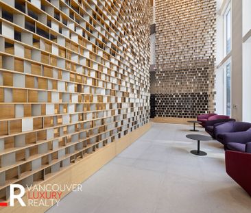 Condo in Downtown Vancouver, BC - Photo 5