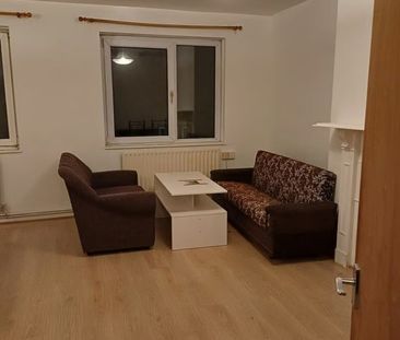 Studio Flat, London, E2 - Photo 1