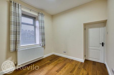 2 bedroom semi-detached bungalow to rent - Photo 3