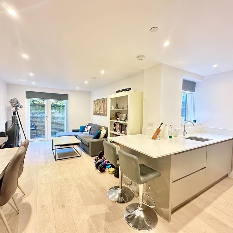 1 bedroom apartment to rent - Photo 1