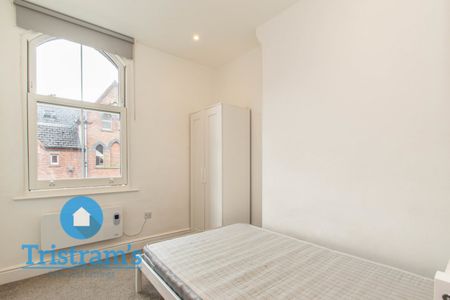 2 bed Apartment for Rent - Photo 3
