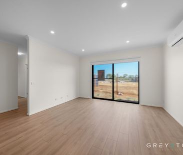 18 Blade Circuit, Fraser Rise - For Lease - Photo 1