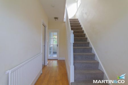 3 bedroom semi-detached house to rent - Photo 2