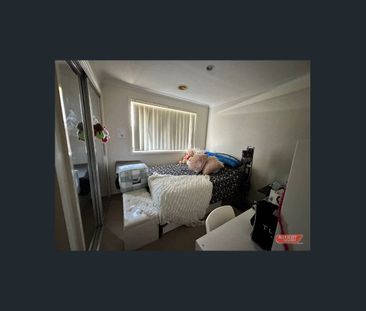 Spacious Family Home in Ideal Location - Photo 5