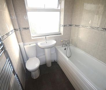 3 bedroom terraced house to rent - Photo 6