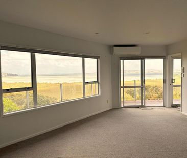 Harbour views at Harbour View - Photo 4