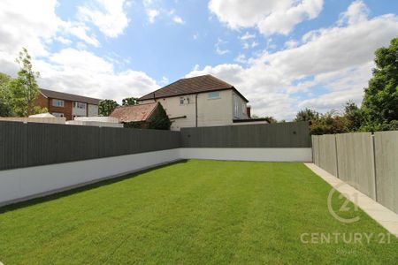 1 bedroom in a house share to rent - Photo 5