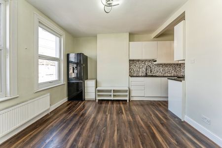 2 Bed Flat, Arnold Road, N15 - Photo 5