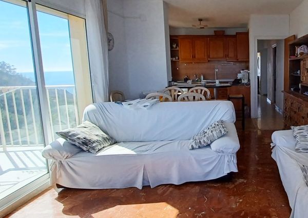 APARTMENT FOR RENT IN CALPE WITH AMAZING 360 DEGREE VIEWS