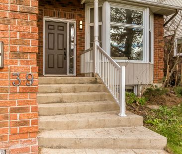 For Lease - 39 HUNTINGS END Avenue, Kanata, Ontario - Photo 5