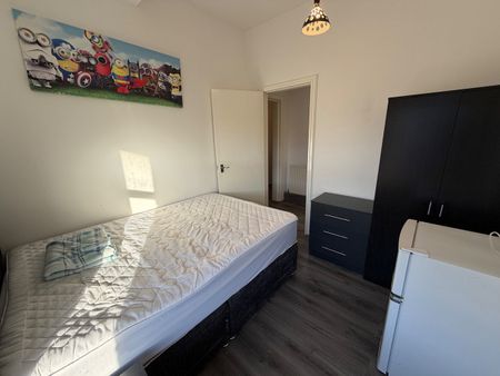 2 Bed Flat, Brompton Avenue, L17 - Photo 3