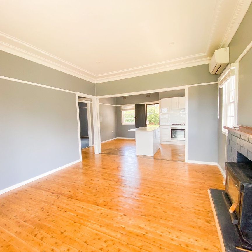 CONVENIENCE PLUS! - Photo 1