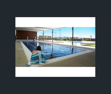 MASSIVE HOME! BEST POCKET OF SALTWATER COAST! LIFE-STYLE CENTRE! SC... - Photo 3